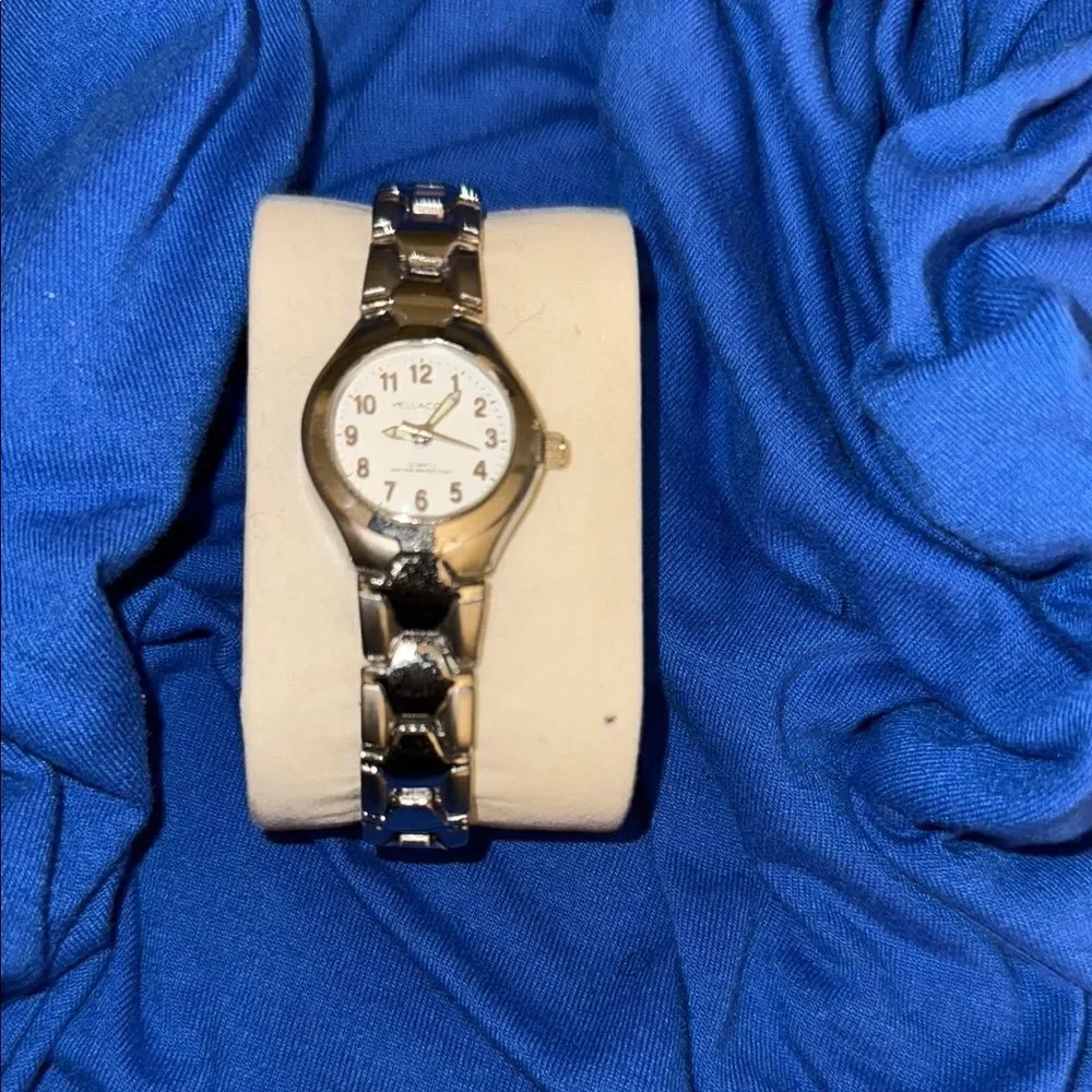Vellaccio Silver Watch with White Dial